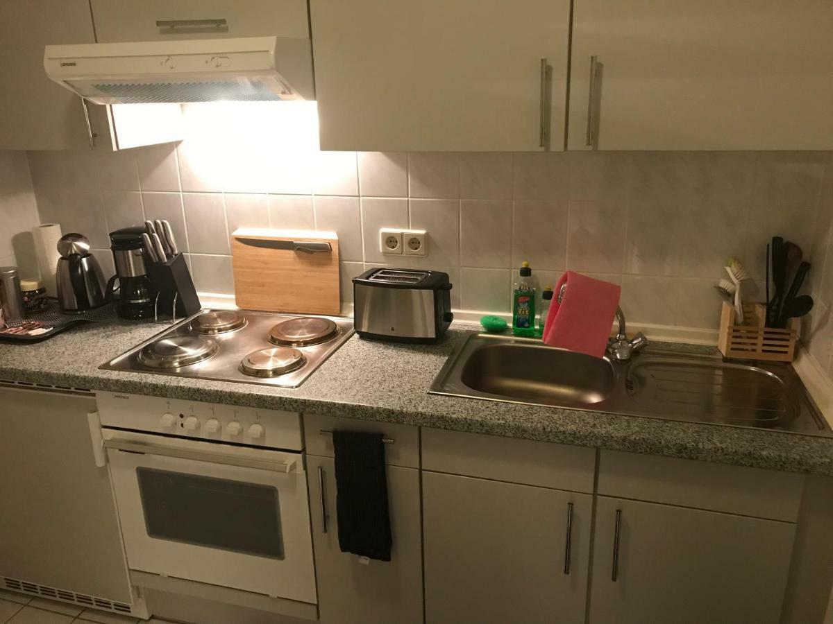 Kleine Wohnung Im Gruenen Dresda Esterno foto